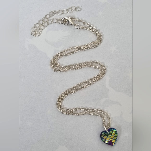 Necklace | Statement Iridescent Heart Pendant | Mermaidcore | Fashion Jewellery. - Picture 4 of 9